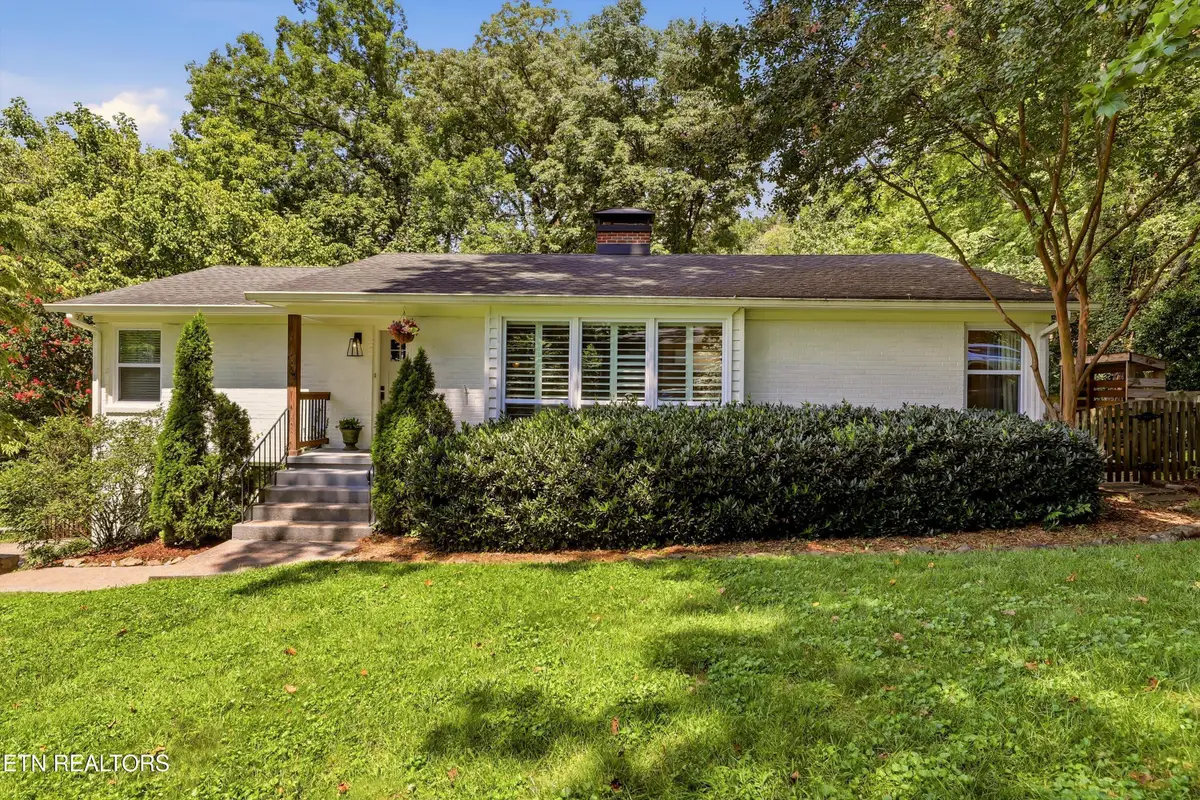814 Fairfield Rd, Knoxville, TN 37919 - #1