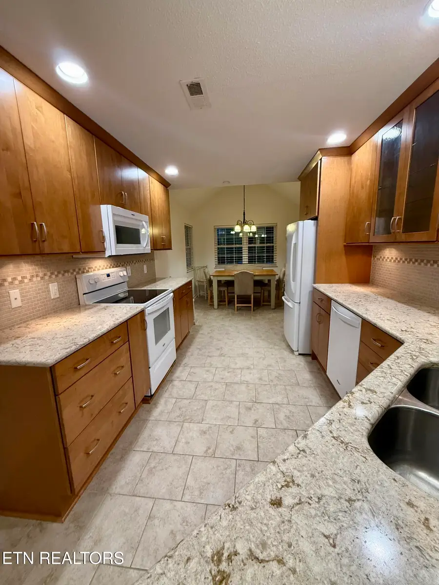 1623 Chenoweth Circle, Knoxville, TN 37909 - #3