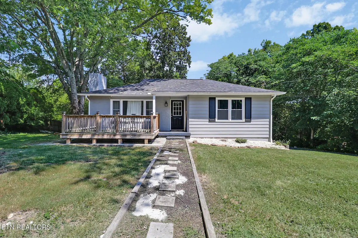 618 E Ridgecrest Drive, Kingston, TN 37763 - #1