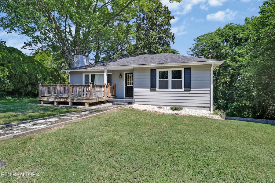 618 E Ridgecrest Drive, Kingston, TN 37763 - #2