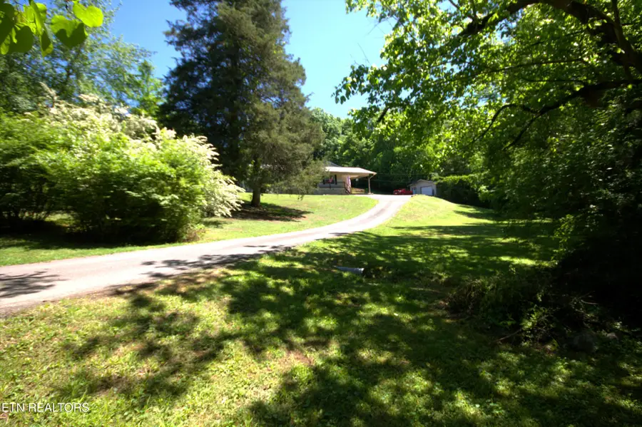 724 Lower Quarry Rd, Newport, TN 37821 - #2