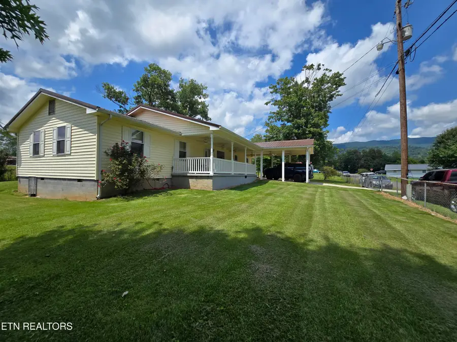166 Snavely Rd, Ewing, VA 24248 - #2