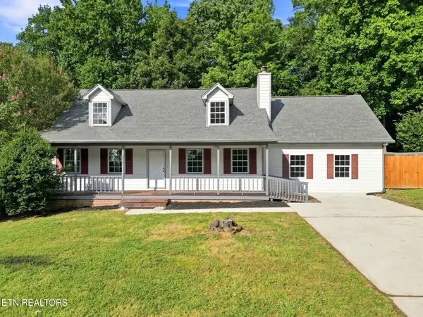 7813 Shadowood Drive, Knoxville, TN 37938