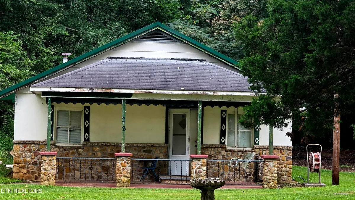 248 Walnut Grove Rd, Kingston, TN 37763 - #1