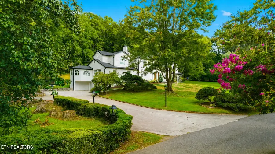 2704 Lakewood Lane, Knoxville, TN 37921 - #2