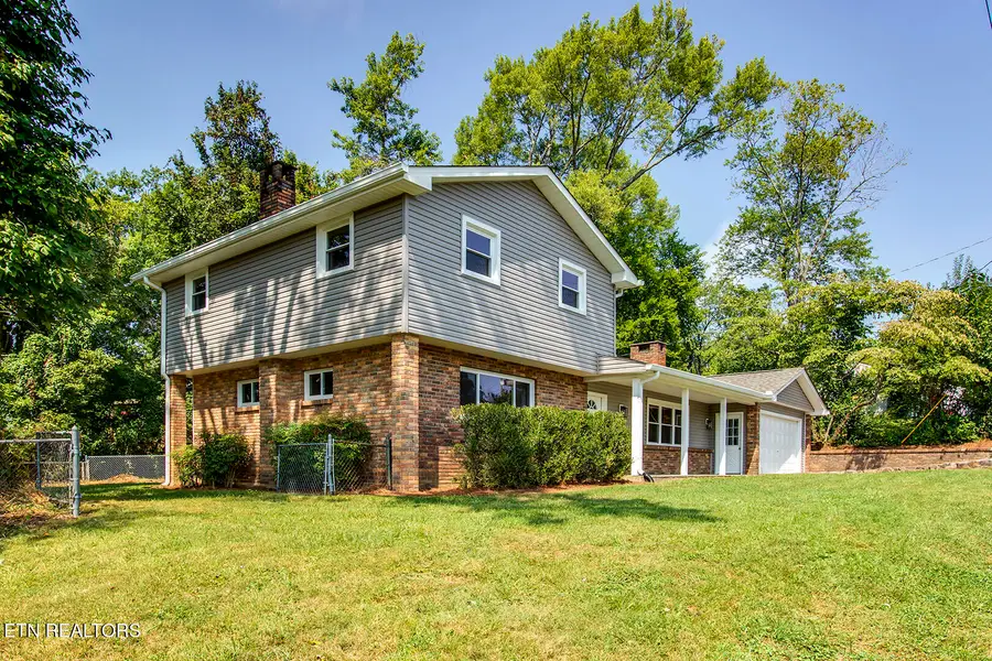 107 Bermuda Rd, Oak Ridge, TN 37830 - #2
