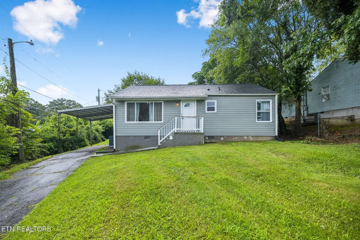 3236 Lay Ave, Knoxville, TN 37914 - #1