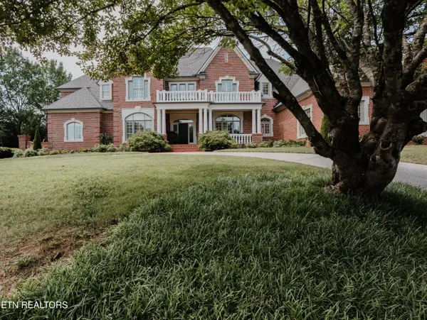 1633 Wembley Hills Rd, Knoxville, TN 37922