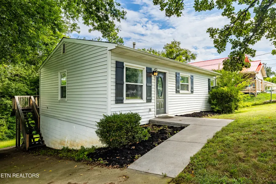 410 Landau Drive, Maryville, TN 37801 - #2