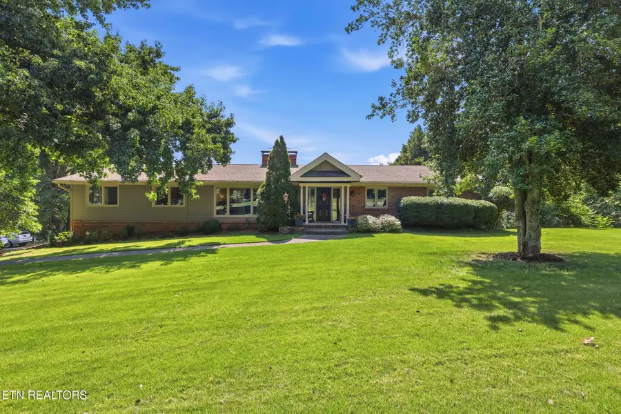 2127 Southwood Drive, Maryville, TN 37803 - #2