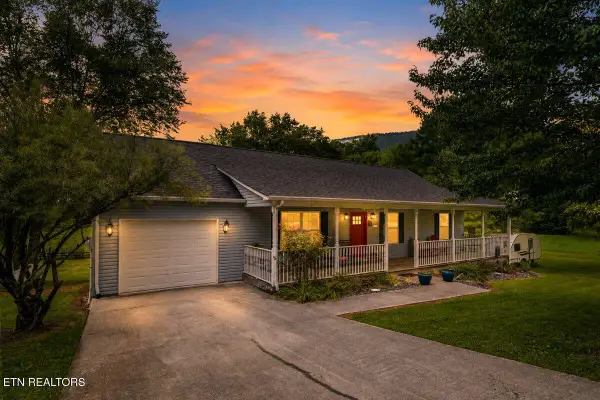 205 Matthew Lane, LaFollette, TN 37766