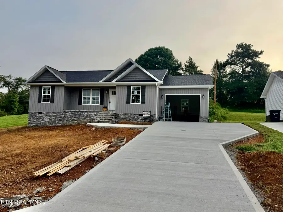 162 Dogwood Rd, Tazewell, TN 37879 - #2