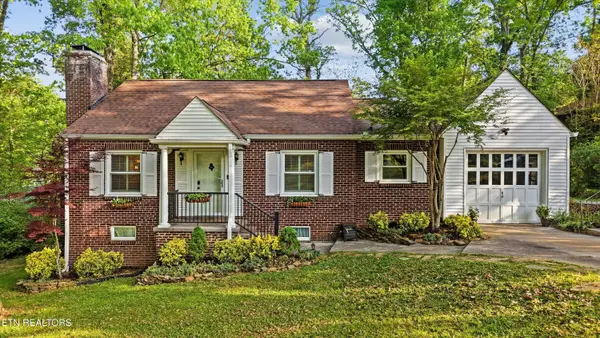 2013 Woodson Drive, Knoxville, TN 37920