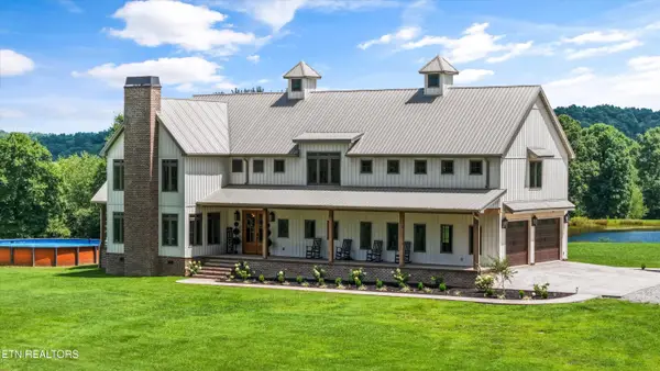 240 John Nitzscheke Rd, Sunbright, TN 37872