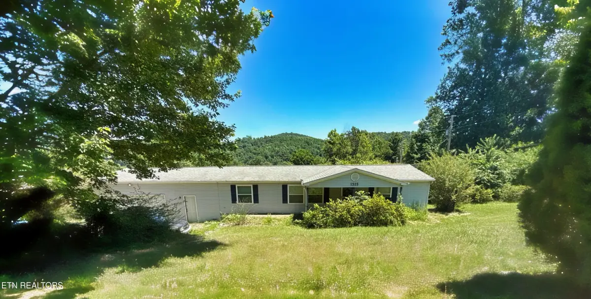 1325 Sharp Lane, Caryville, TN 37714 - #1