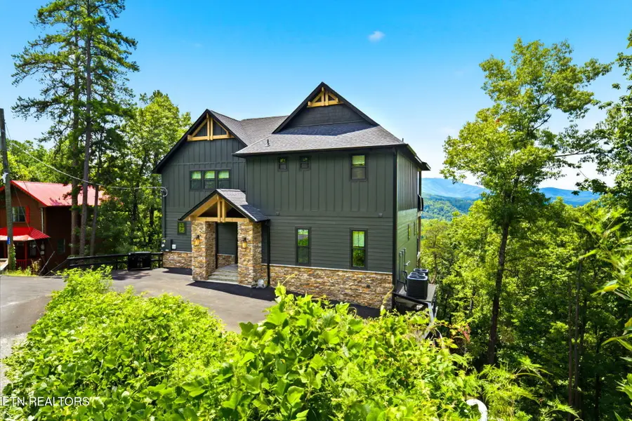 1813 Red Bone Way, Sevierville, TN 37876 - #2