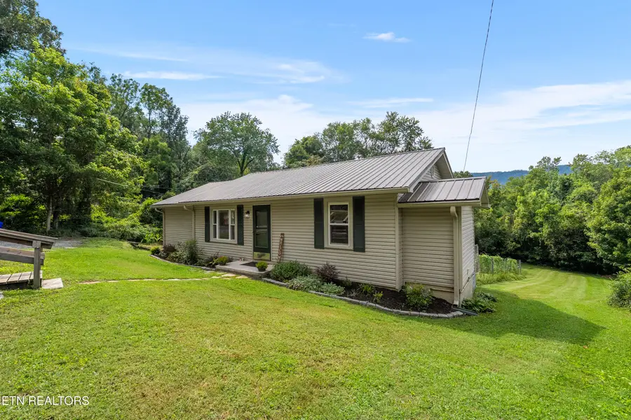 617 Hillside Rd, Rockwood, TN 37854 - #3