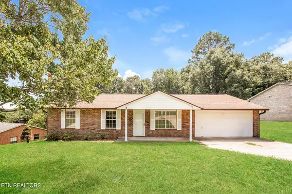 5941 Bridge Garden Rd, Knoxville, TN 37912