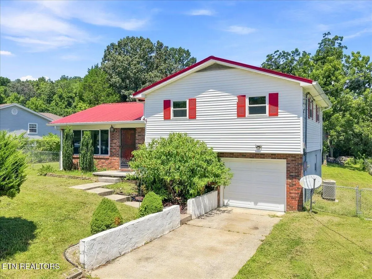 2898 Boatmans Mountain Rd, Morristown, TN 37814 - #1