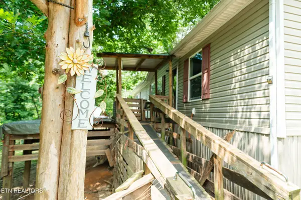 609 Miller Hollow Rd, Bean Station, TN 37708