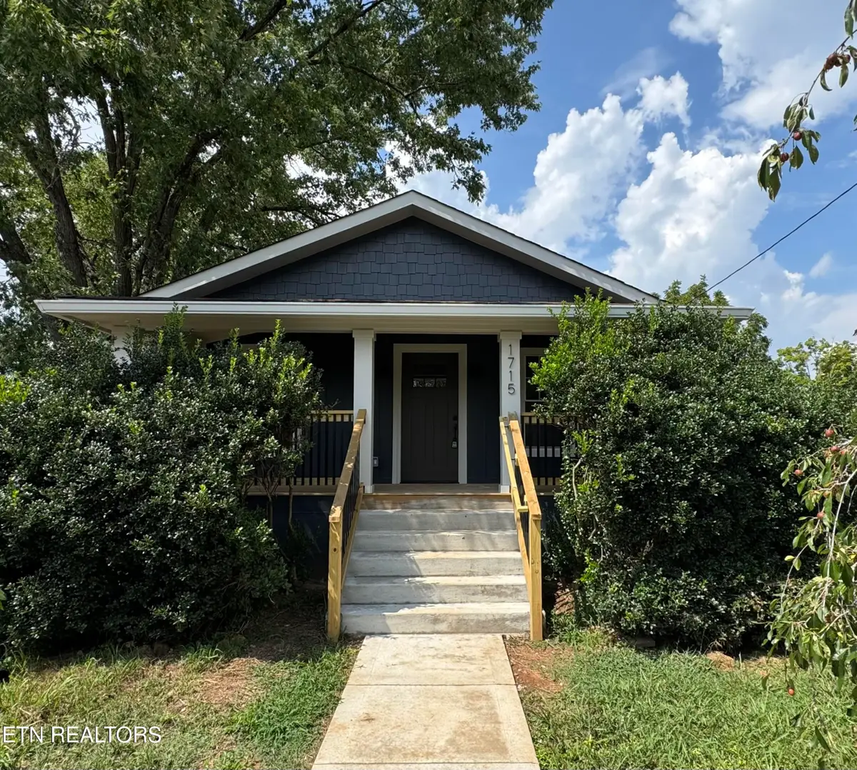 1715 Minnis Ave, Knoxville, TN 37920 - #1