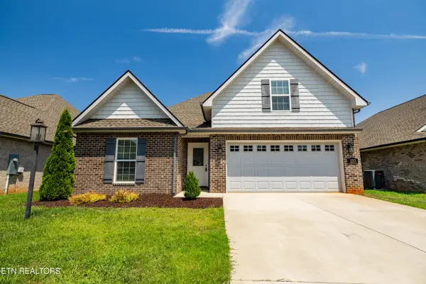 257 Sand Hills Drive, Maryville, TN 37801