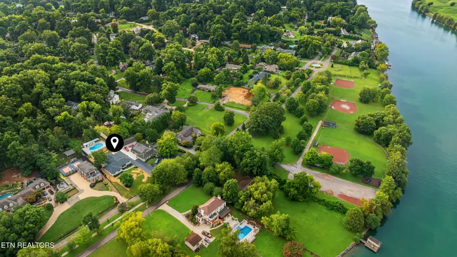 1233 Cherokee Blvd, Knoxville, TN 37919 - #2