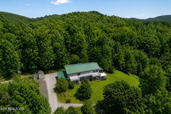 7810 Wells Valley Rd, Maryville, TN 37801