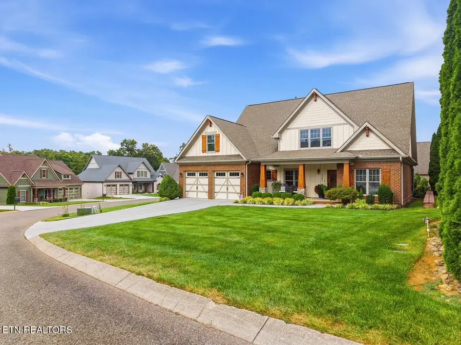 2381 Misty Mountain Circle, Knoxville, TN 37932 - #2