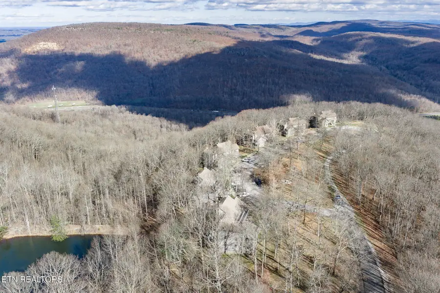 281 Moytoy Rd Rd #101, Crab Orchard, TN 37723 - #2