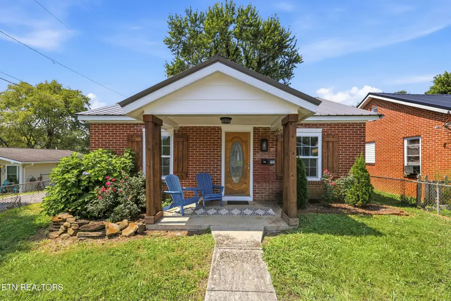 223 Georgia St, Harriman, TN 37748 - #2