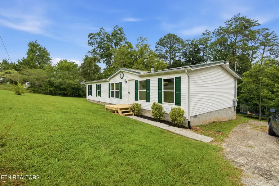 193 3rd St, Corryton, TN 37721 - #2