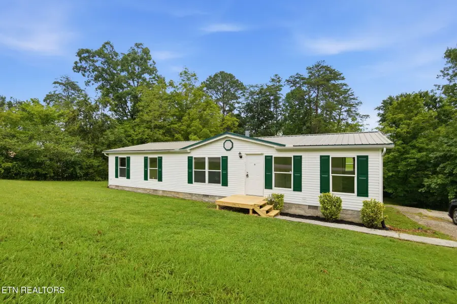 193 3rd St, Corryton, TN 37721 - #3