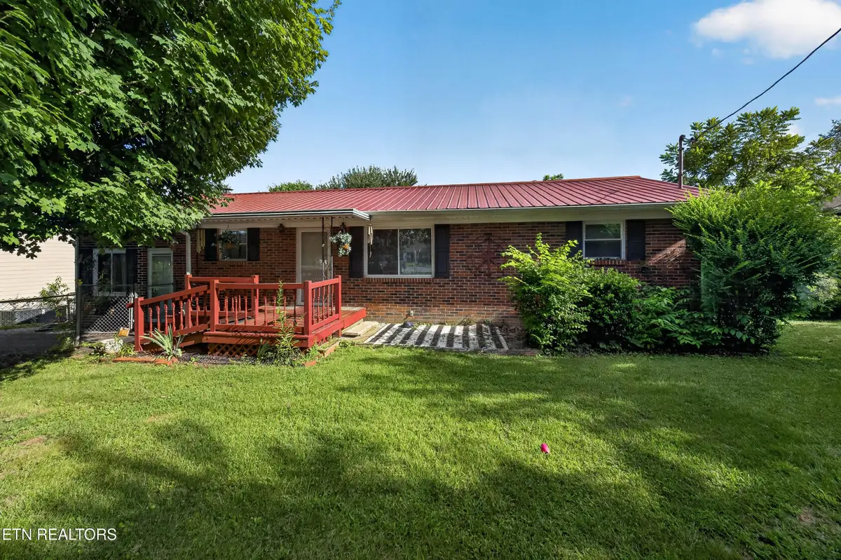 2709 Highway 11-e W, Strawberry Plains, TN 37871 - #1