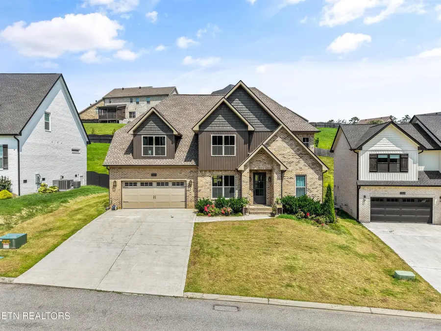 2214 Hickory Crest Lane, Knoxville, TN 37932 - #2