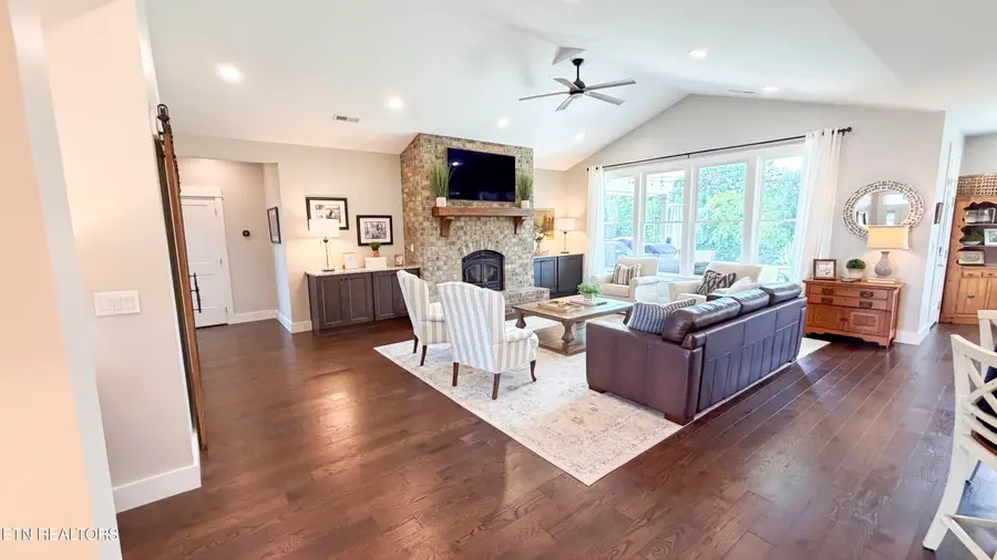 3623 Promontory Point, Louisville, TN 37777 - #2