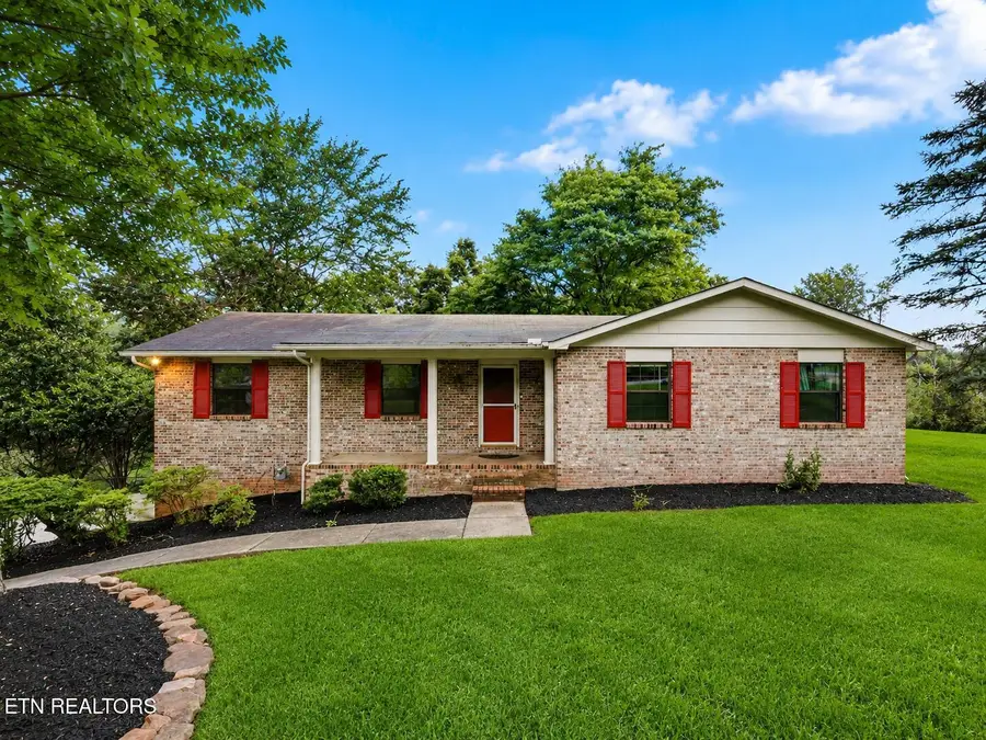 1420 Buxton Drive, Knoxville, TN 37922 - #2