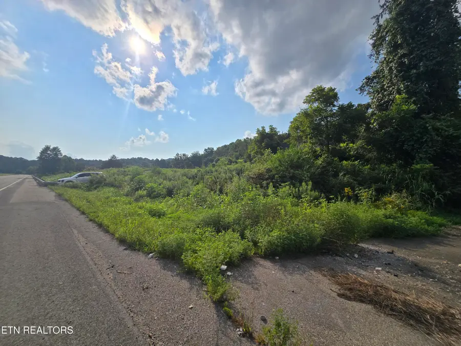 44573 Veterans Memorial Hwy, Dryden, VA 24243 - #3