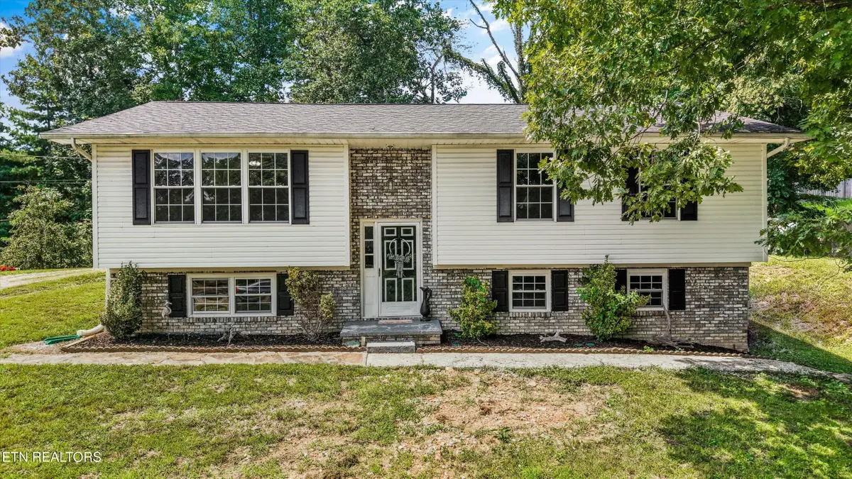 175 Henderson Lane, Jacksboro, TN 37757 - #1