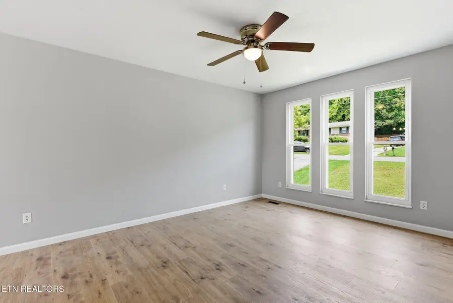6616 Greenview Drive, Knoxville, TN 37918 - #3