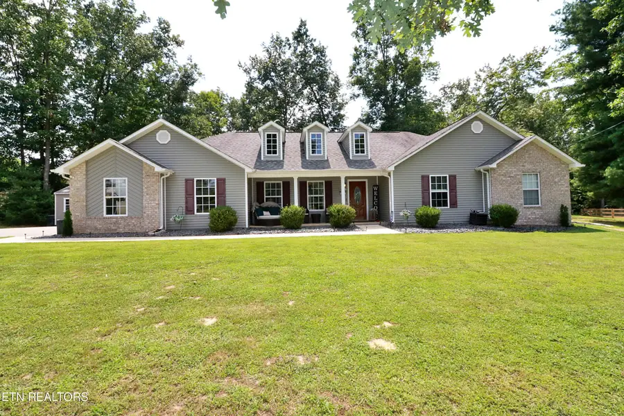 175 Logan Lane, Oneida, TN 37841 - #3