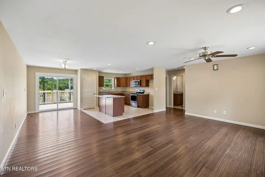 417 Highland View Drive, Knoxville, TN 37920 - #3