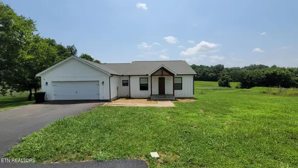 707 W Old A J Hwy, New Market, TN 37820