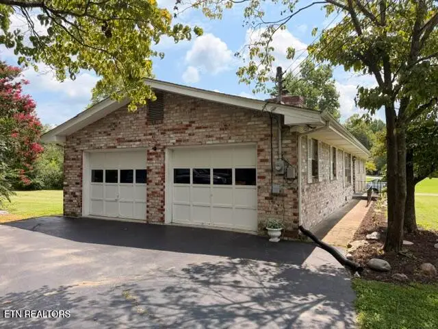 7236 Oakmeade Rd, Powell, TN 37849 - #3