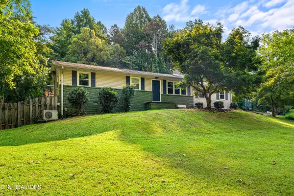 2404 Belt Rd, Knoxville, TN 37920