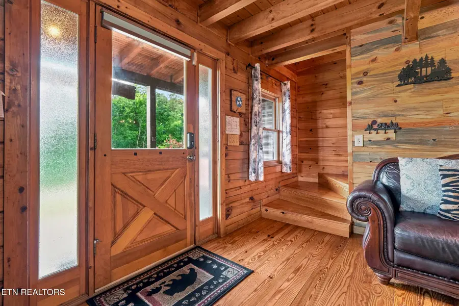2043 Oakmont Drive, Sevierville, TN 37876 - #2
