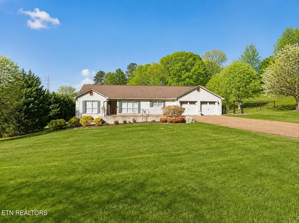 1209 Andes Rd, Knoxville, TN 37931