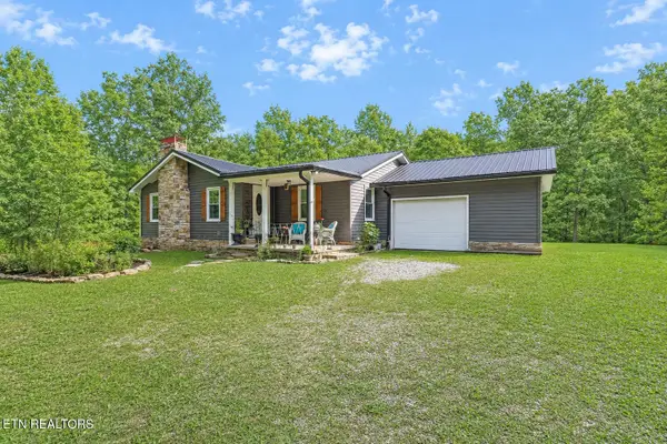 394 Thomas Springs Rd, Crossville, TN 38572