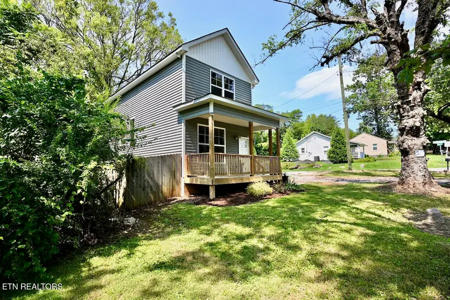 209 W Moody Ave, Knoxville, TN 37920 - #2
