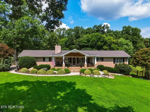 902 Summer Hill Court, Friendsville, TN 37737